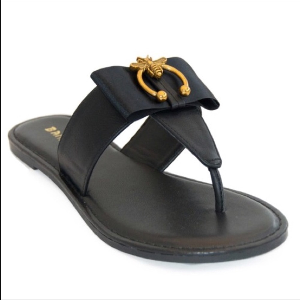 ❤️NEW❤️ Vintage bee détail sandals.